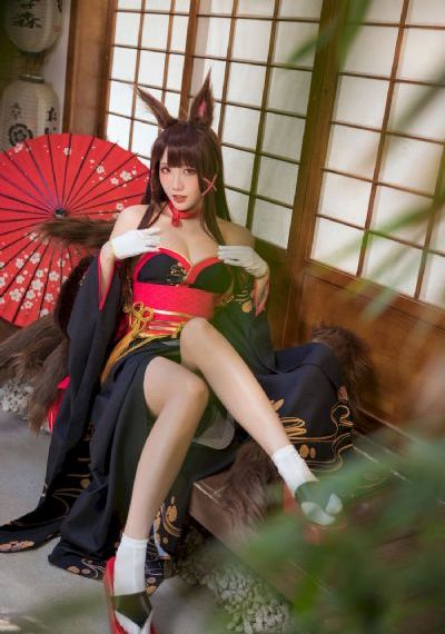 美女抠逼露胸av一区二区三区_1080P韩国电影在线观看