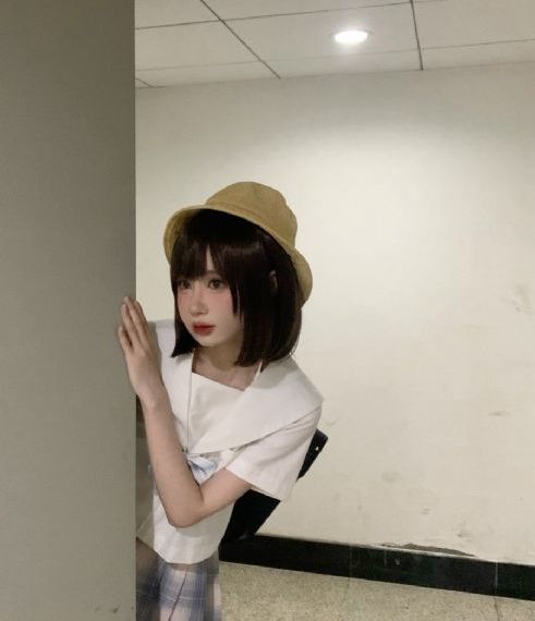女自慰喷水自慰不卡无广告_BD英语高清视频播放