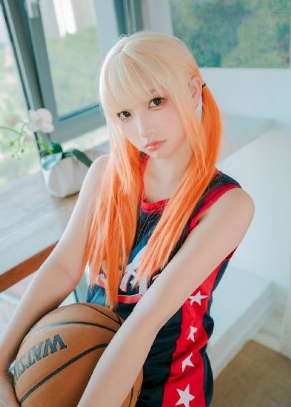 欧美丰满大乳_免费观看高清版