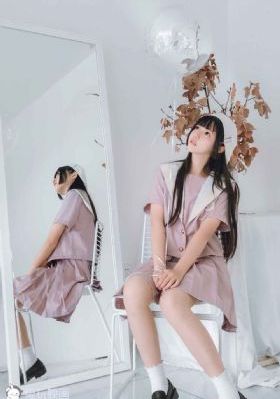 亚洲欧美另类国产制服_无删减在线播放