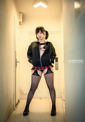 年轻的女教师中文_影视大全免费在线观看播放